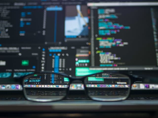 Vibe Coding: Antara Ide, Prompt, dan Output AI